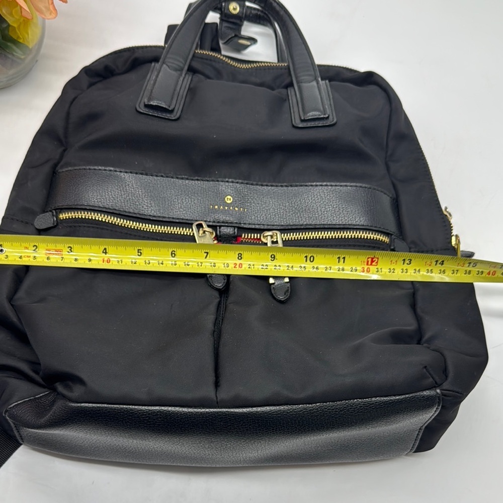 Travanti Black Nylon Lightweight Travel Computer Backpack TOT7890B - Picture 11 of 13